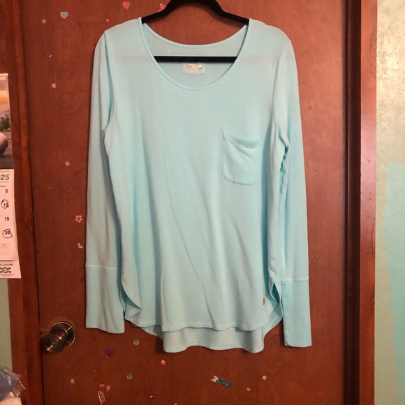EUC Lilly Pultizer SeaFoam Blue High Low Luxletic Tunic - Picture 9 of 13